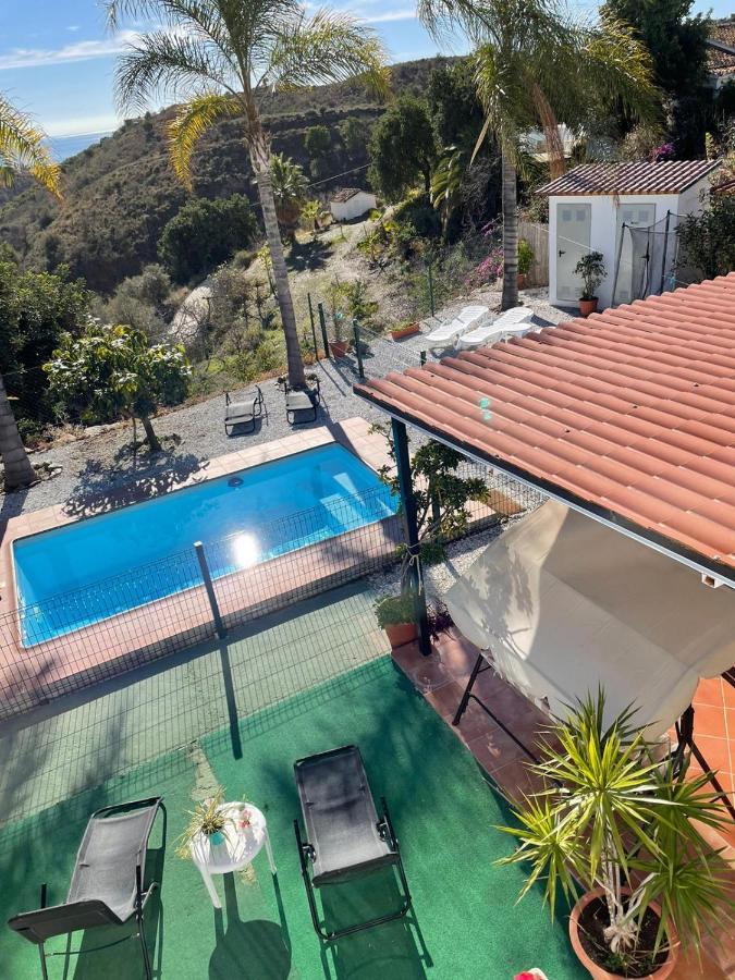 Villa La Paz Benajarafe Eksteriør billede