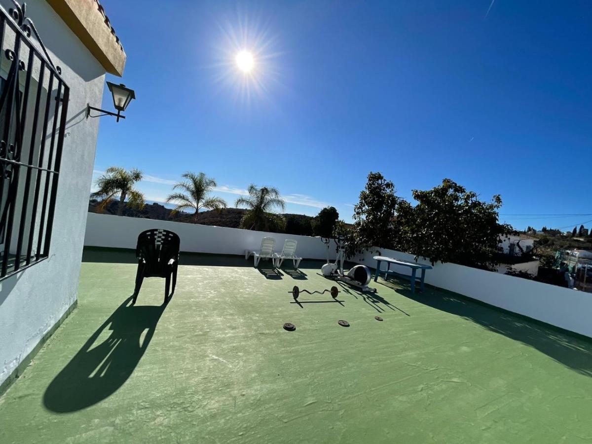 Villa La Paz Benajarafe Eksteriør billede